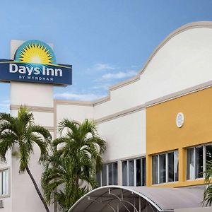Days Inn By Wyndham Miami Airport North